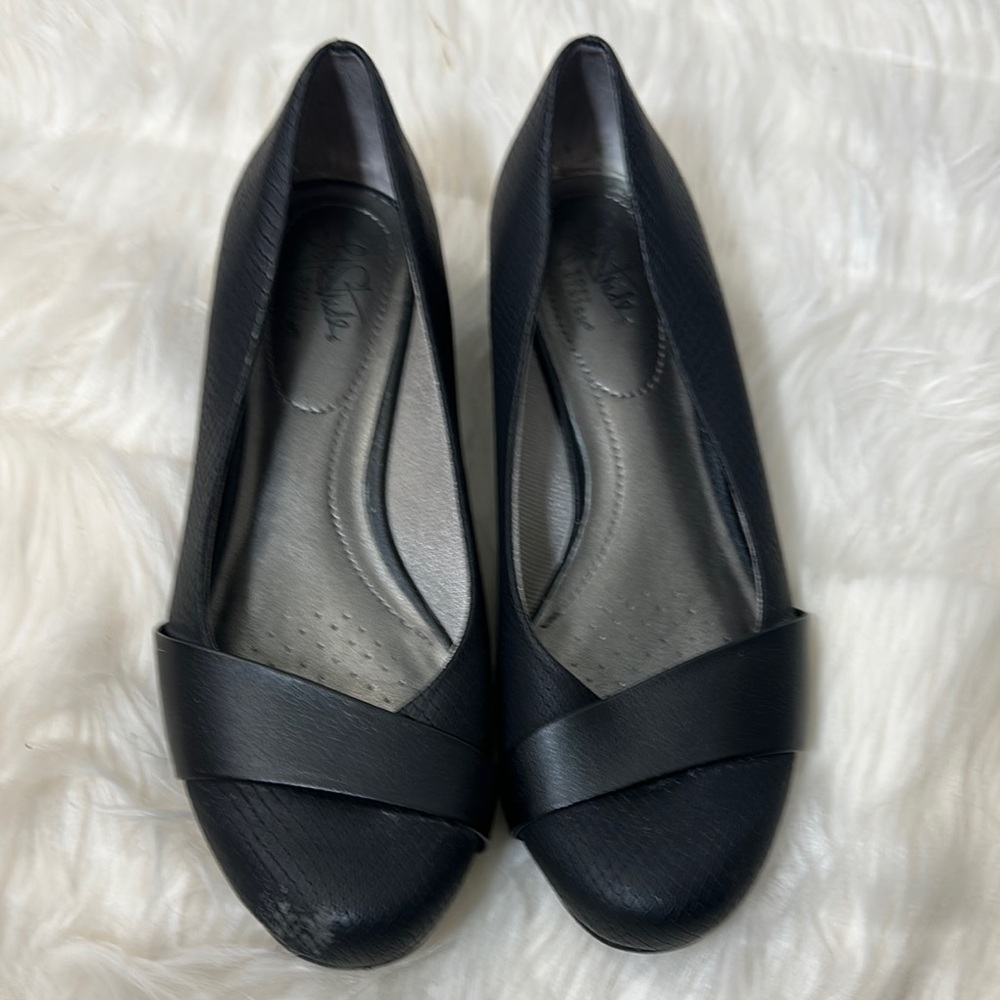Elegant Dark Blue Women's Shoes